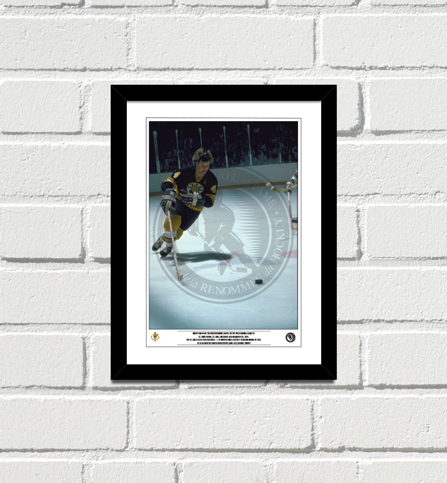 Vintage Hockey framed photo of Bobby Orr - Boston Bruins